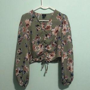 Long sleeve cropped blouse